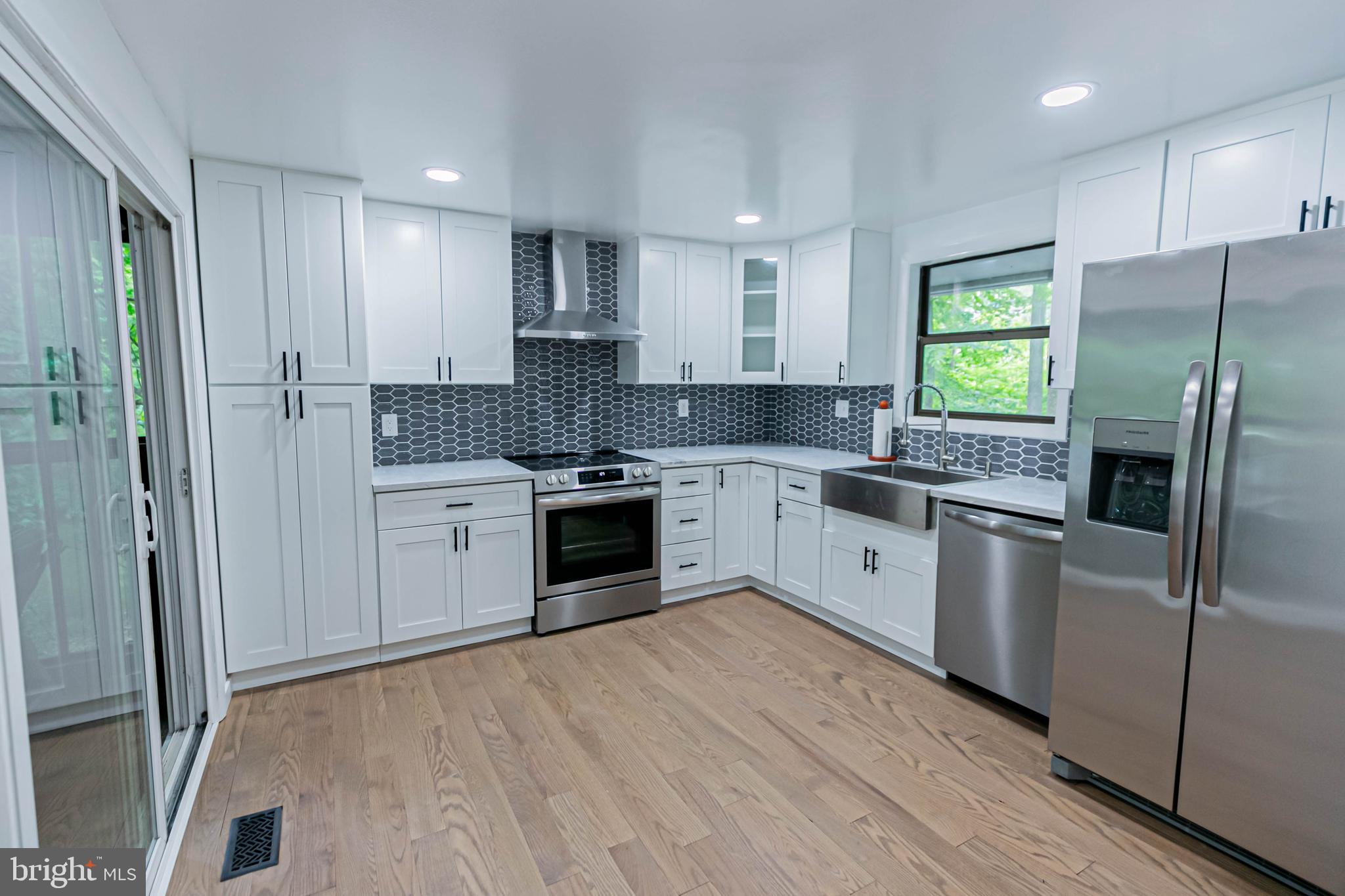 LAKE LAND OR - Residential