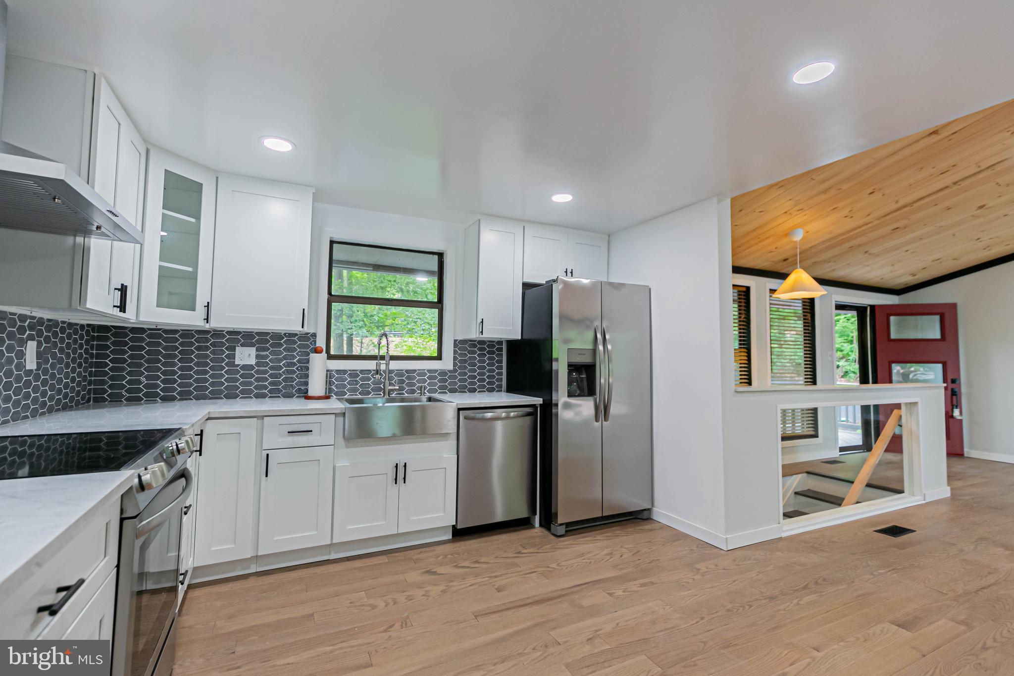 LAKE LAND OR - Residential