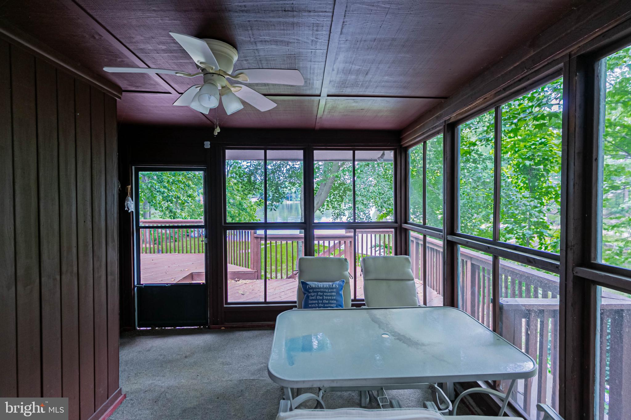 LAKE LAND OR - Residential