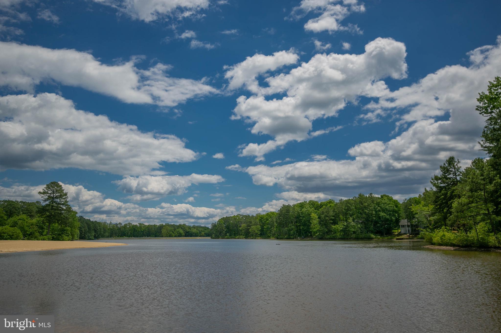 LAKE LAND OR - Residential