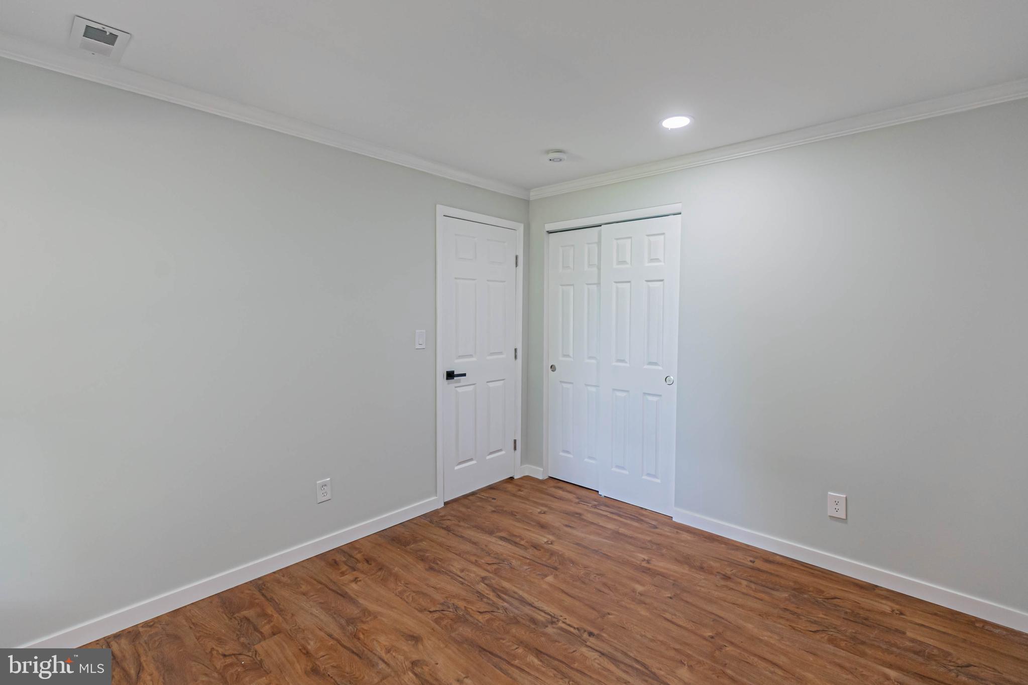 LAKE LAND OR - Residential