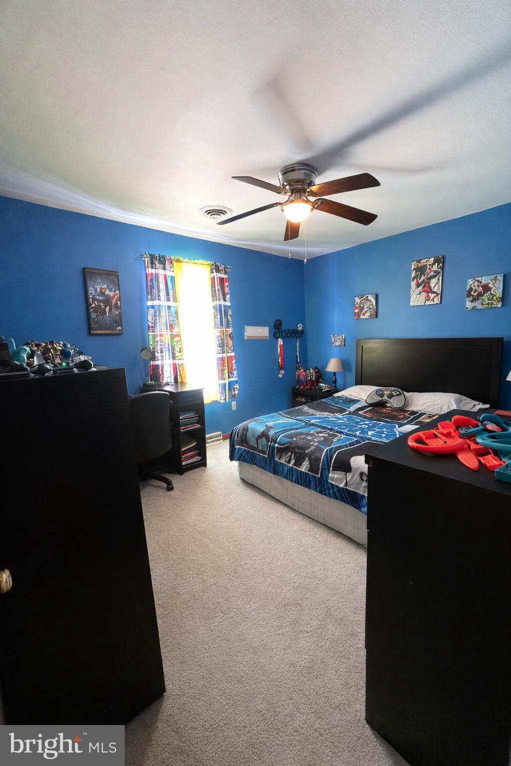 VILLAGE NORTH - Residential