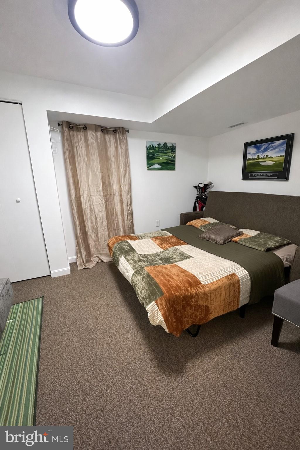 VILLAGE NORTH - Residential