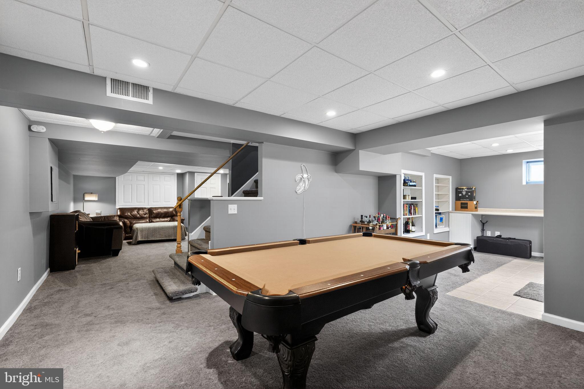 NORRISTOWN - Residential