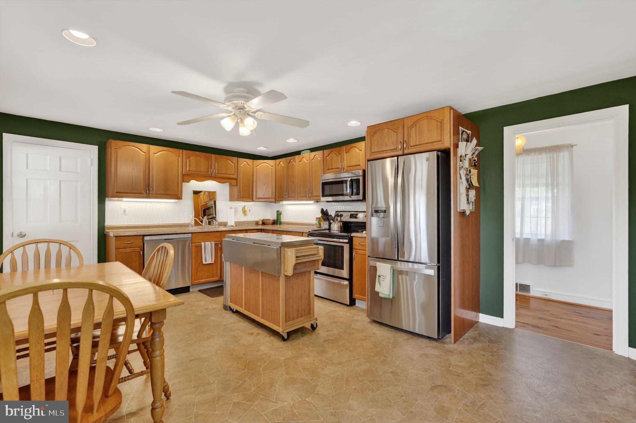 NORRISTOWN - Residential