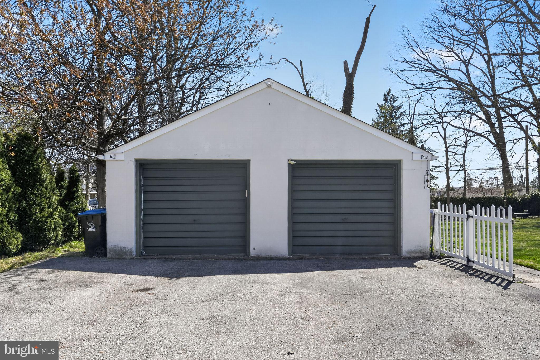 NORRISTOWN - Residential