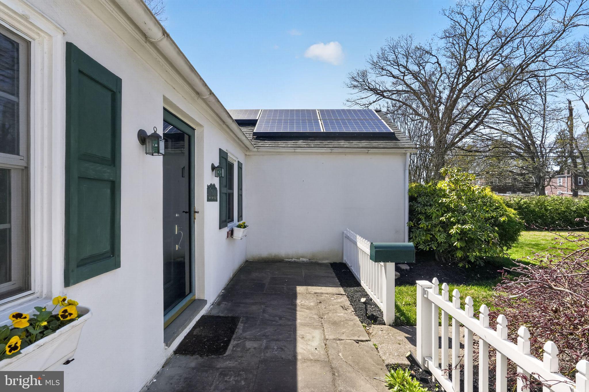 NORRISTOWN - Residential