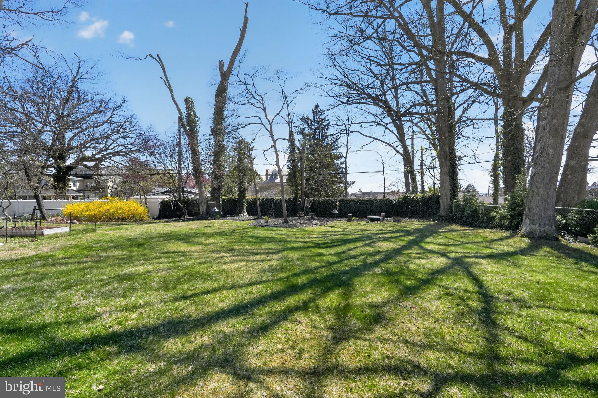 NORRISTOWN - Residential