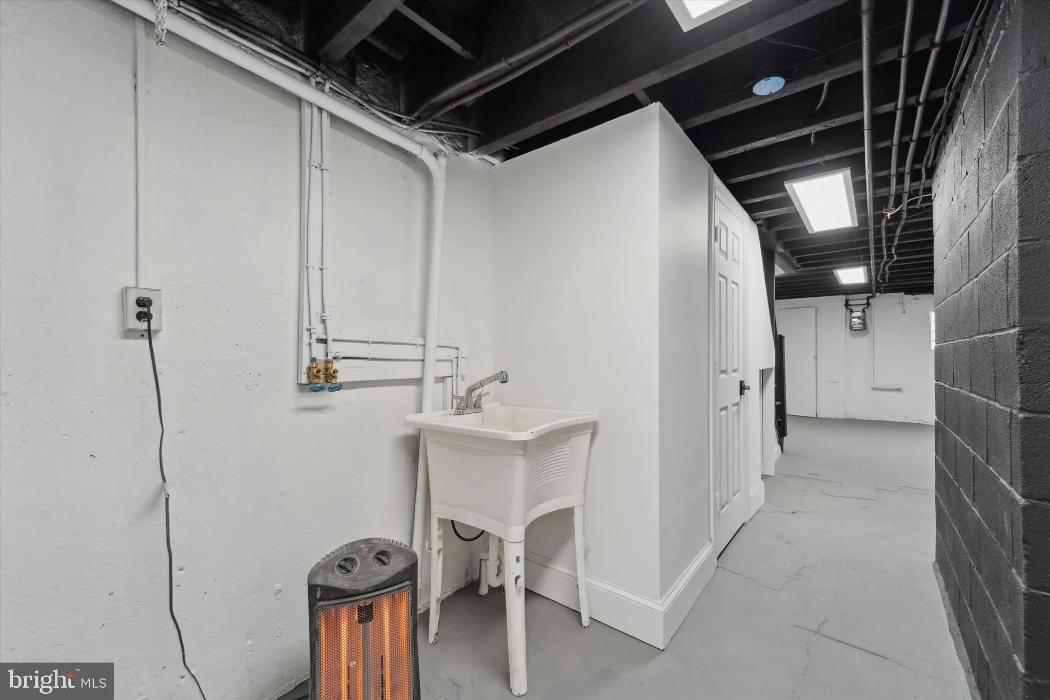 Philadelphia, Pennsylvania 19150, United States, 3 Bedrooms Bedrooms, ,2 BathroomsBathrooms,Residential,Active,4342