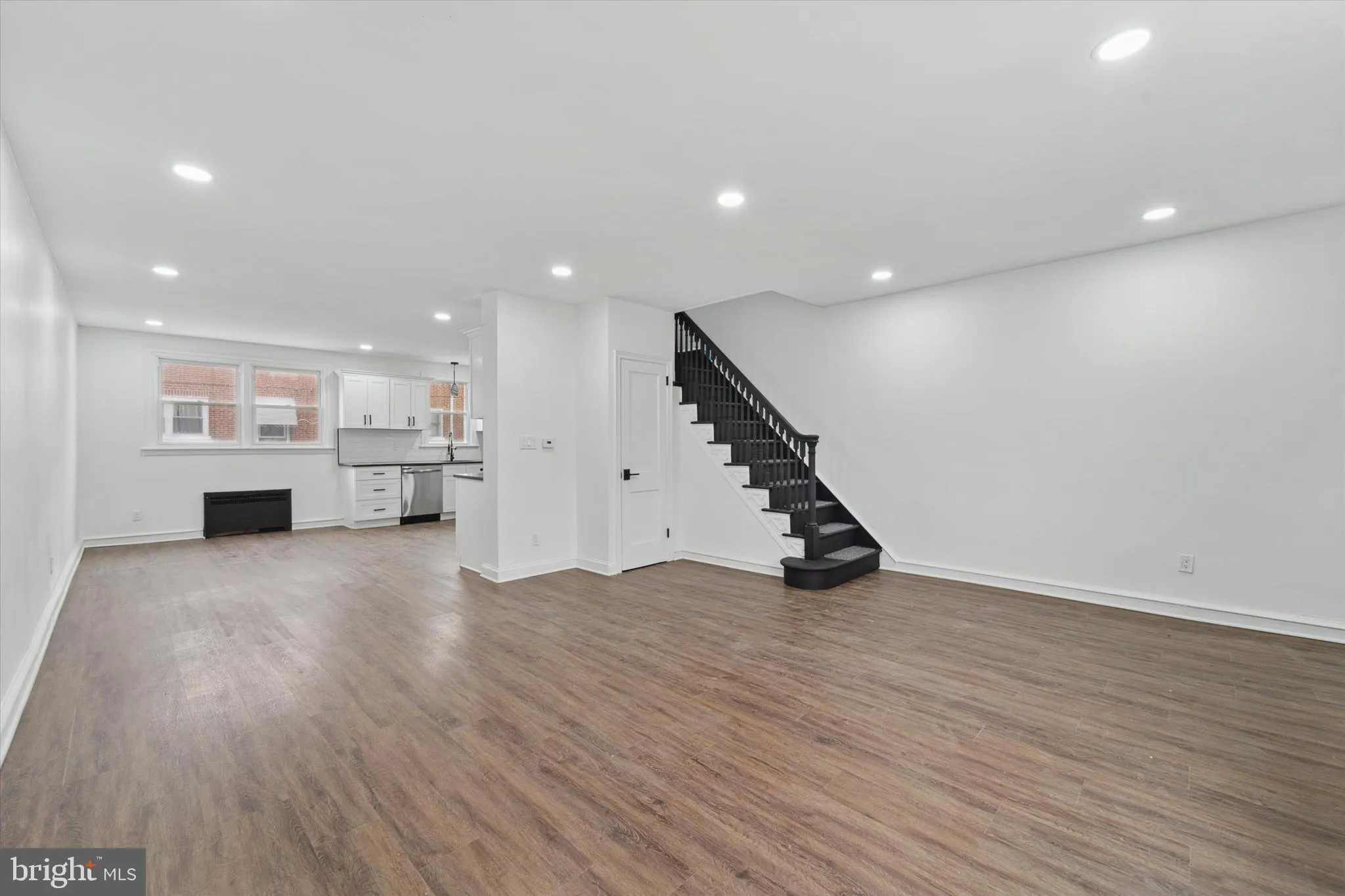 Philadelphia, Pennsylvania 19150, United States, 3 Bedrooms Bedrooms, ,2 BathroomsBathrooms,Residential,Active,4342