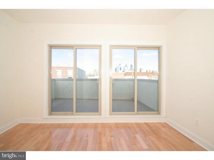 POINT BREEZE - Residential