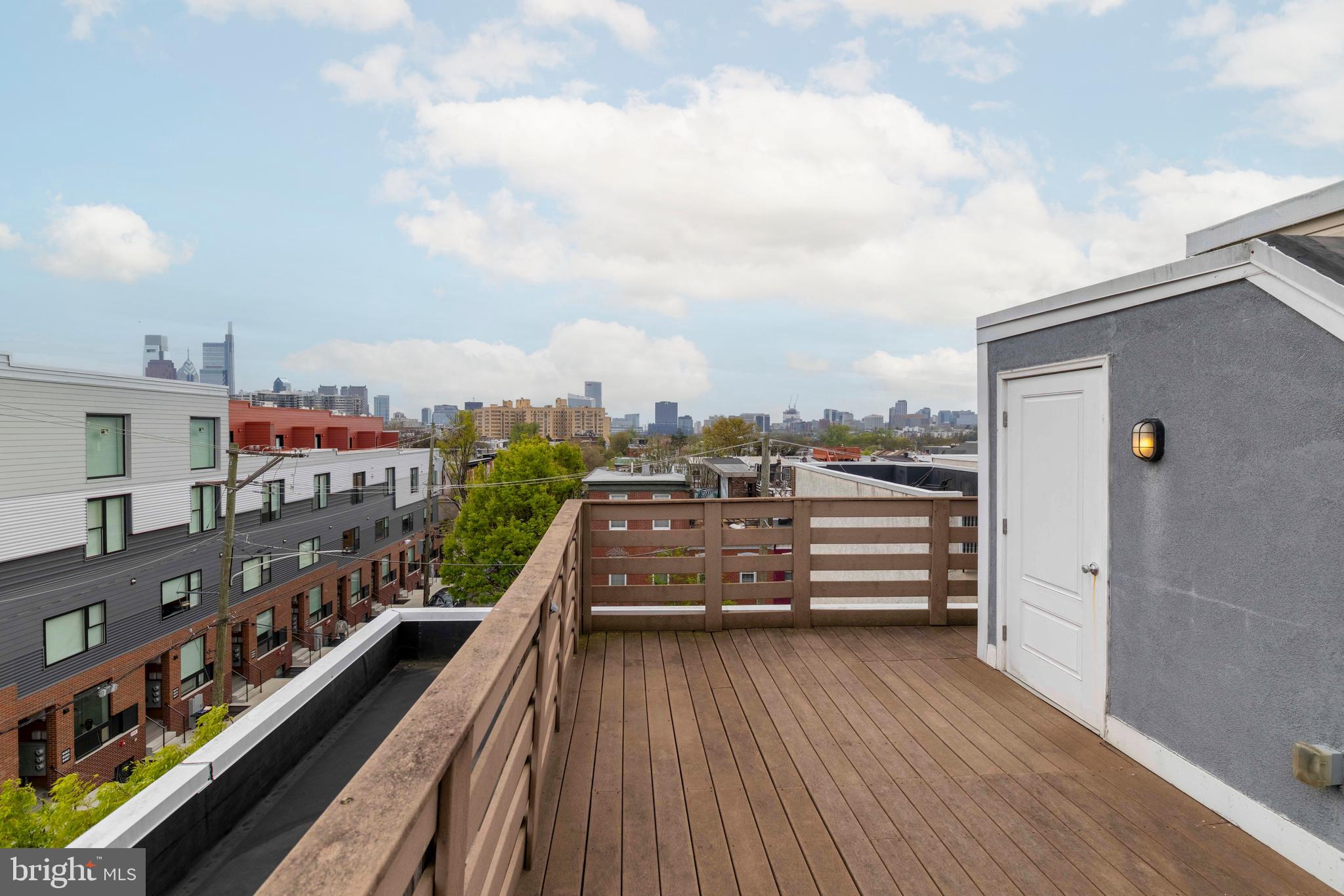 FAIRMOUNT - Residential