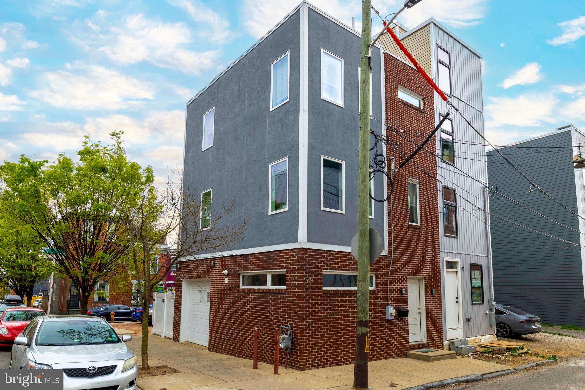 FAIRMOUNT - Residential