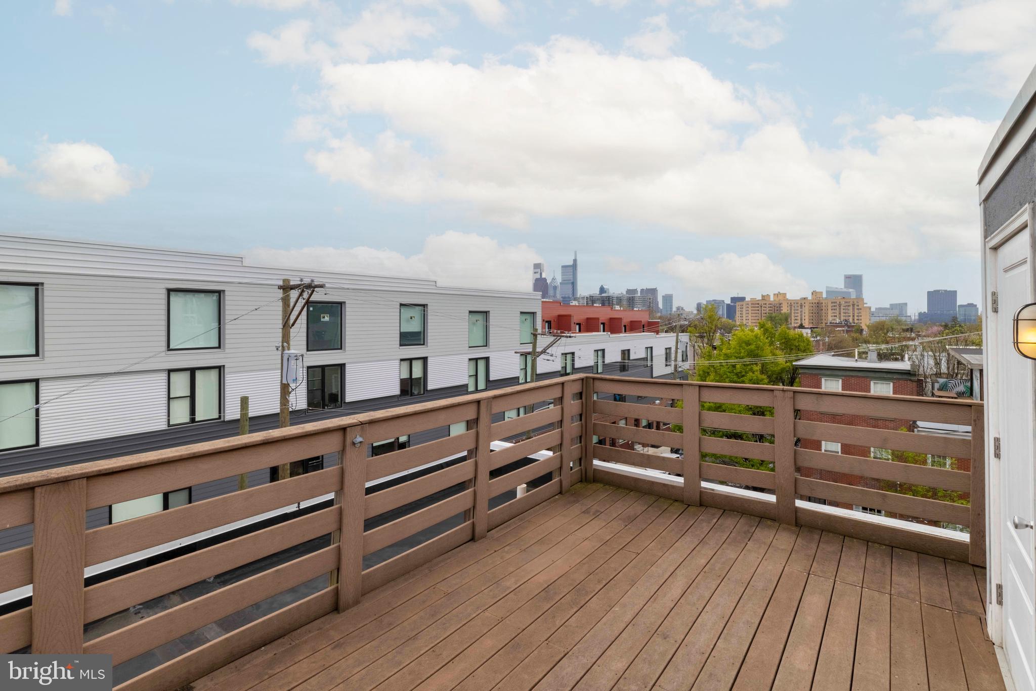 FAIRMOUNT - Residential