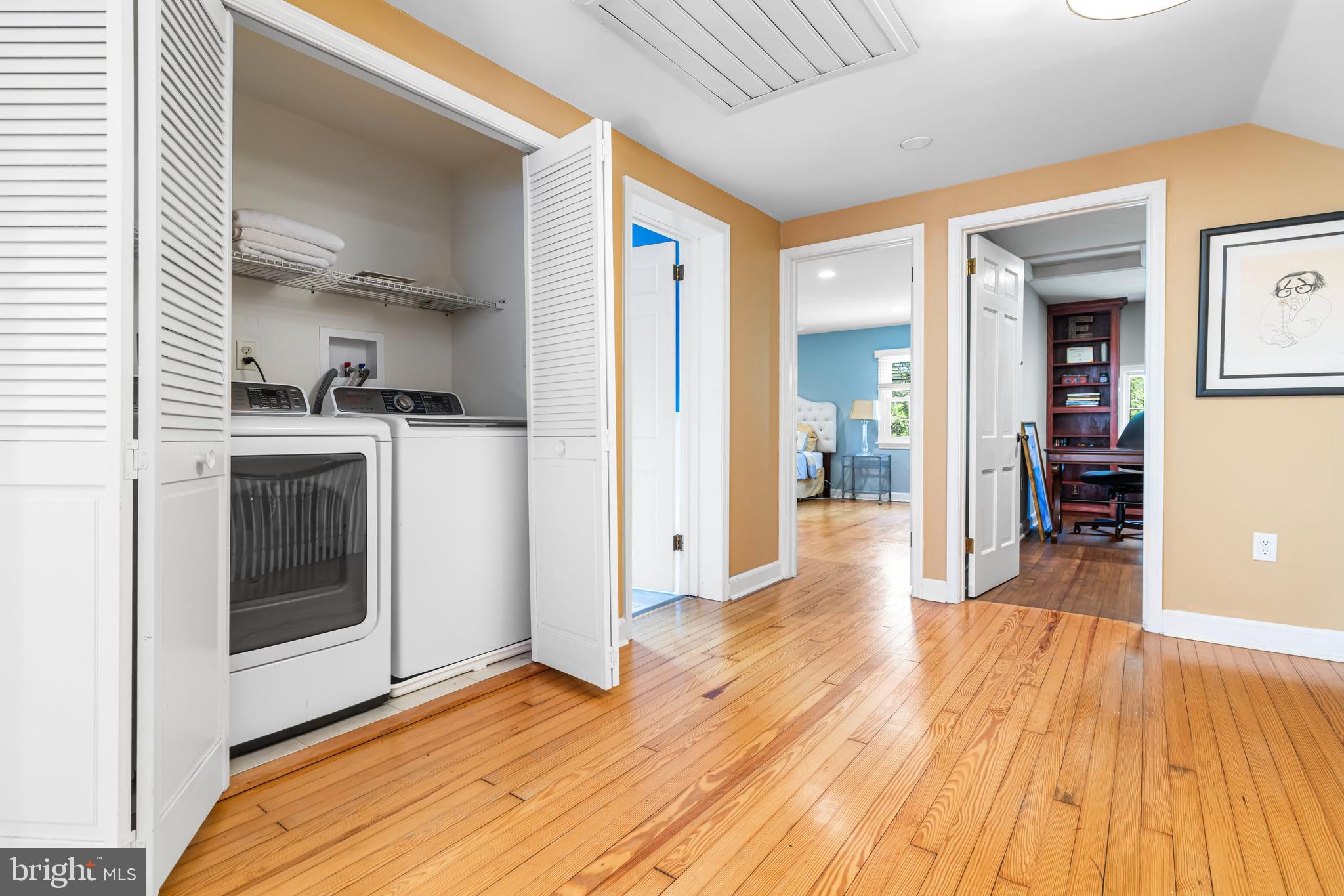 LAFAYETTE HILL - Residential