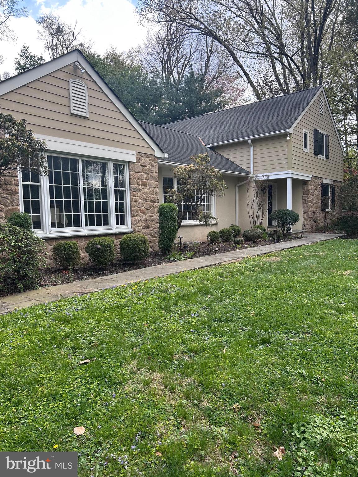 LAFAYETTE HILL - Residential