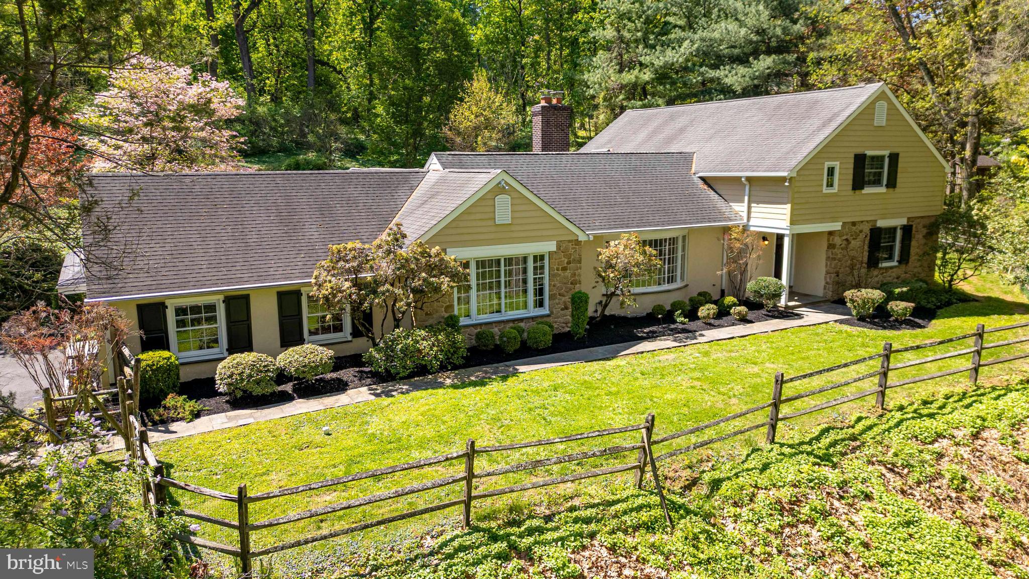 LAFAYETTE HILL - Residential