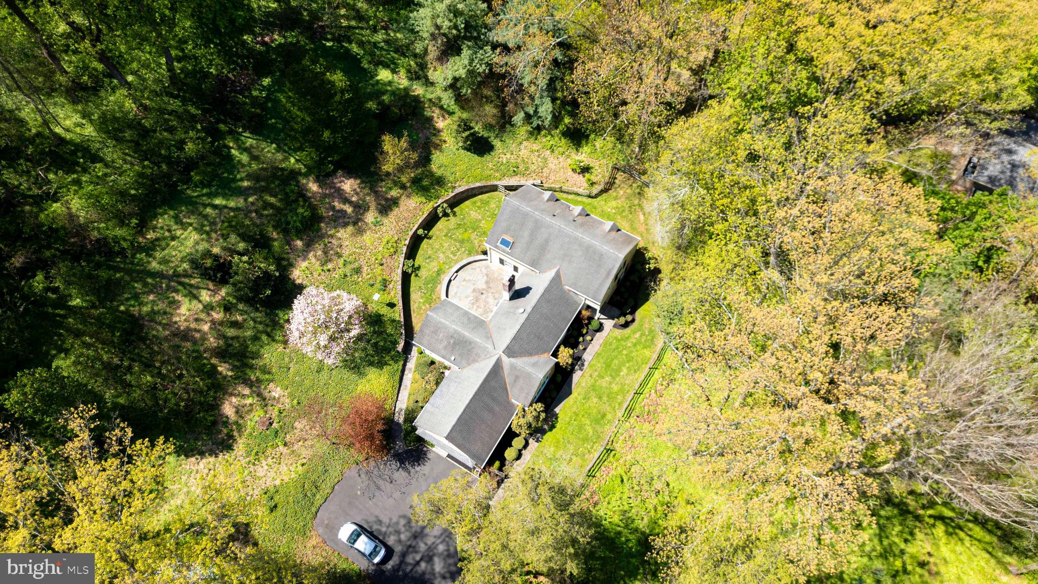 LAFAYETTE HILL - Residential