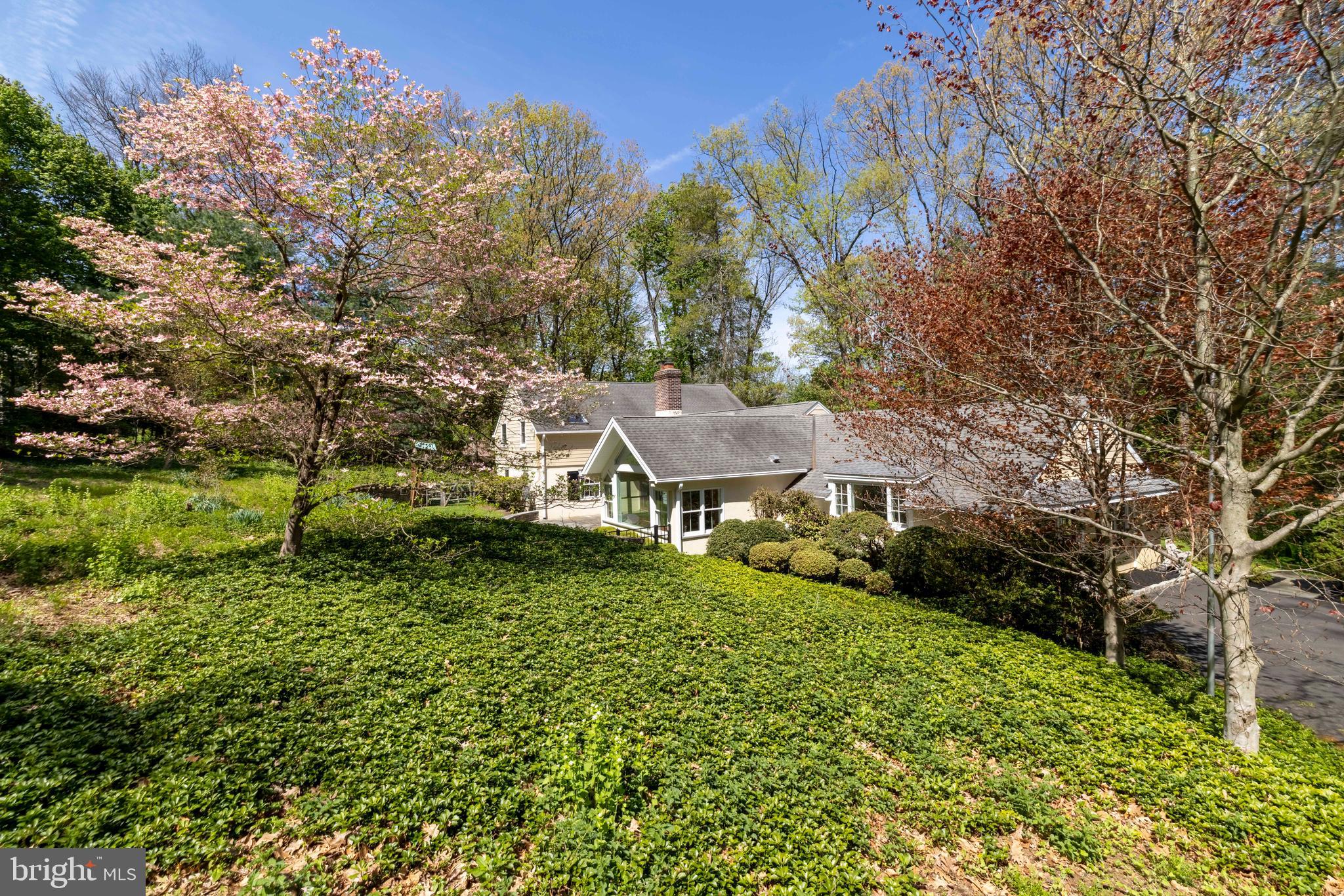 LAFAYETTE HILL - Residential