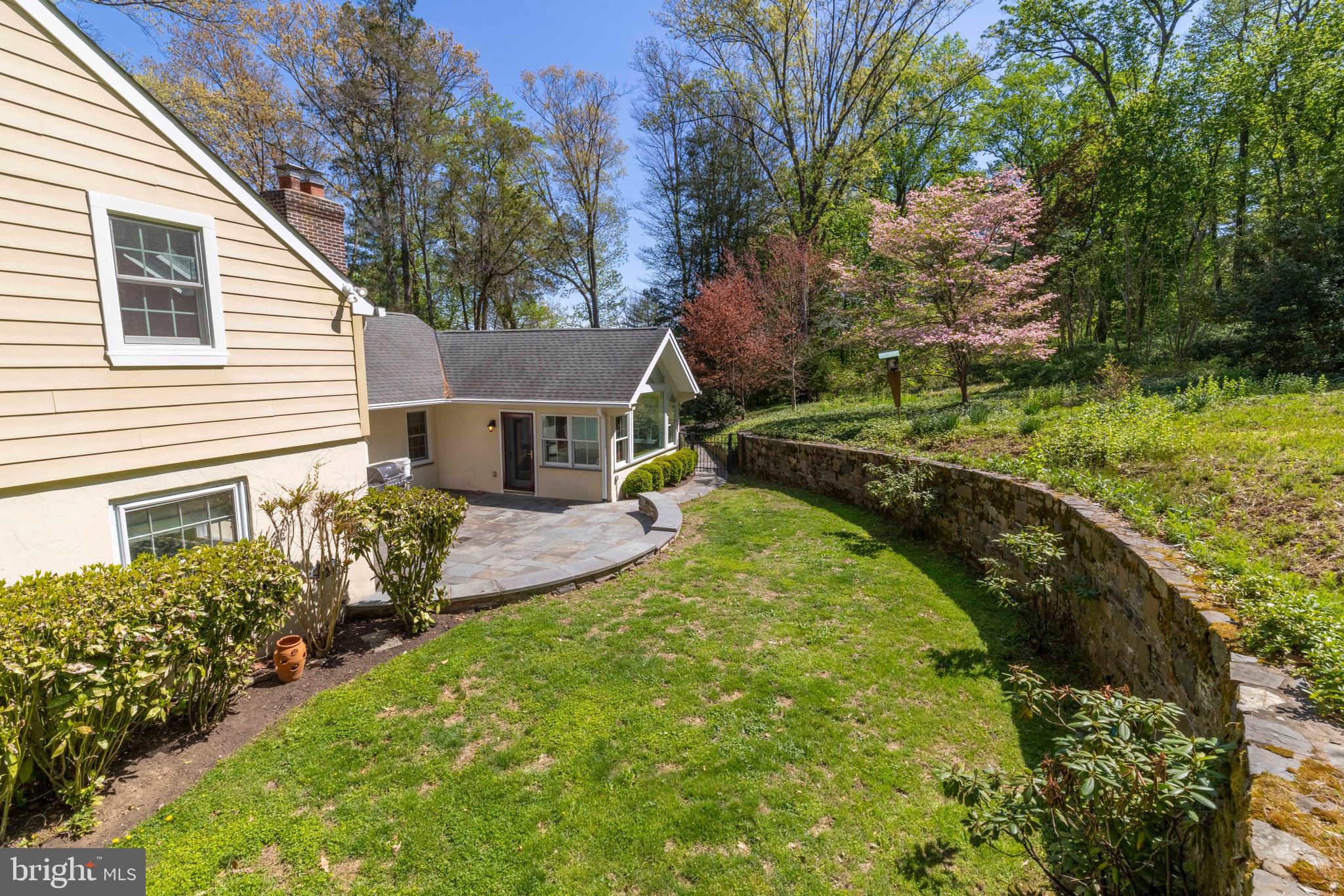 LAFAYETTE HILL - Residential