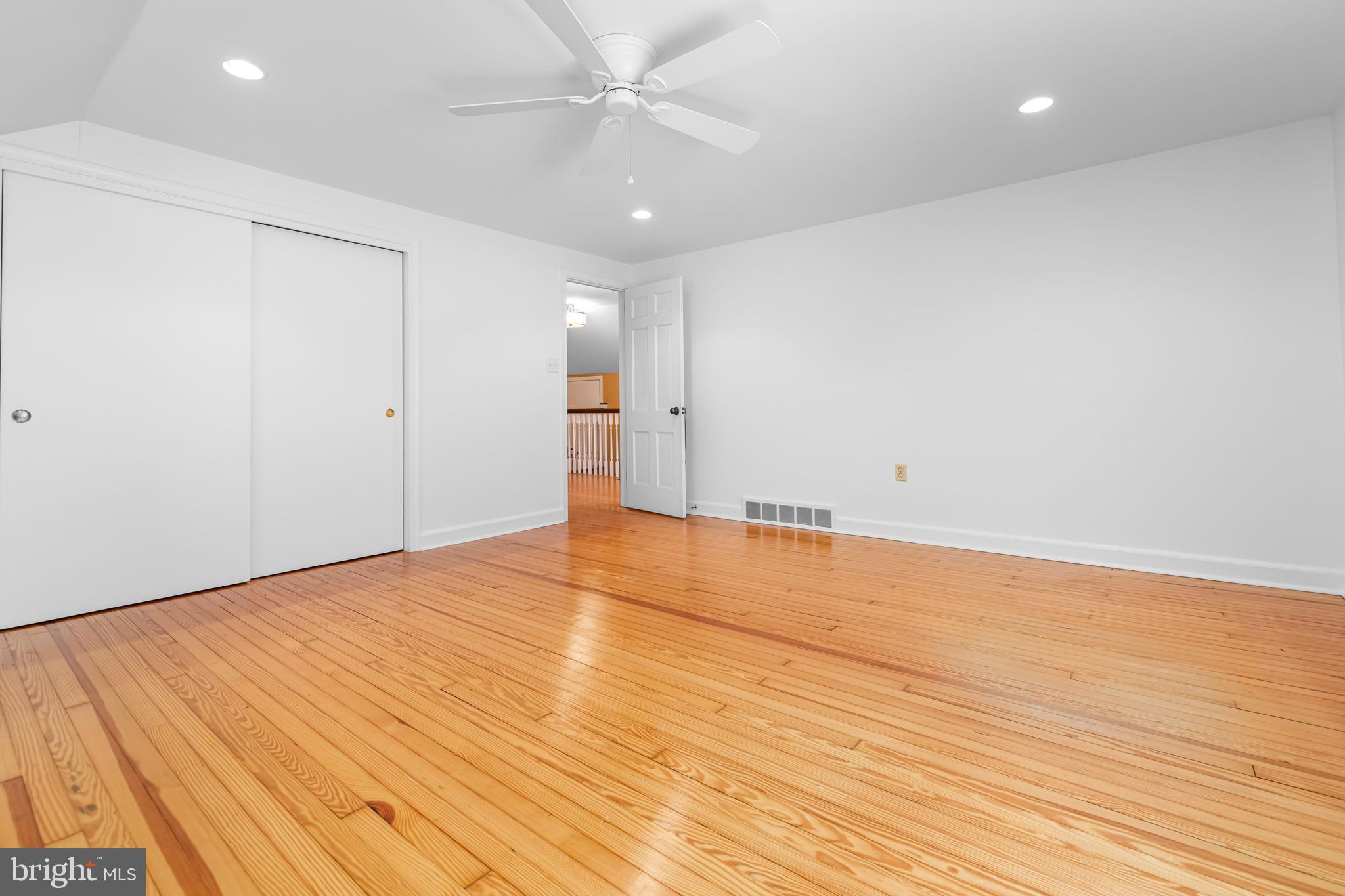 LAFAYETTE HILL - Residential