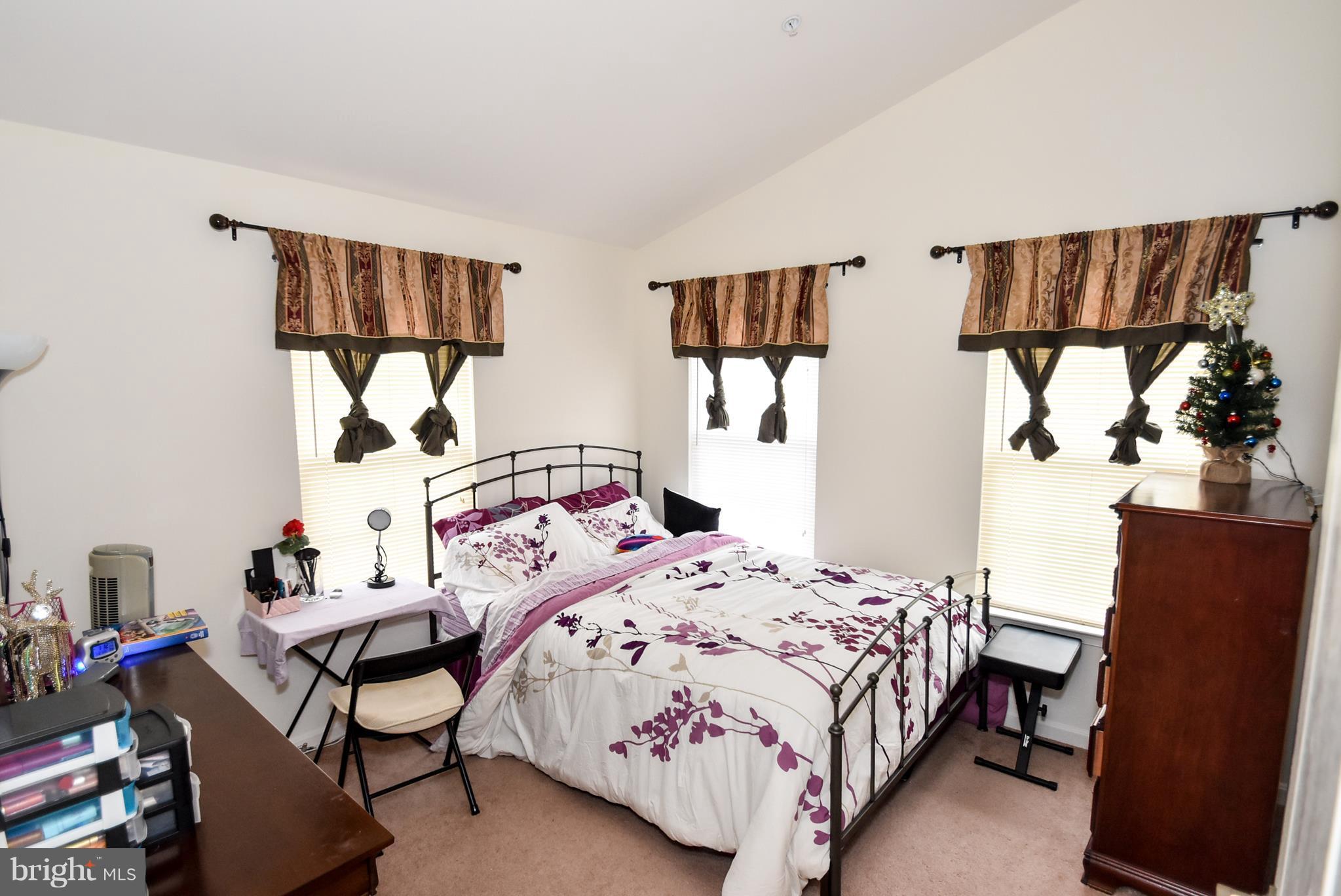 MONMOUTH MEADOWS - Residential