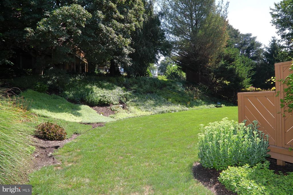 Photo of 172 Stone Quarry Road, LEOLA, PA 17540 (MLS # PALA2074176)