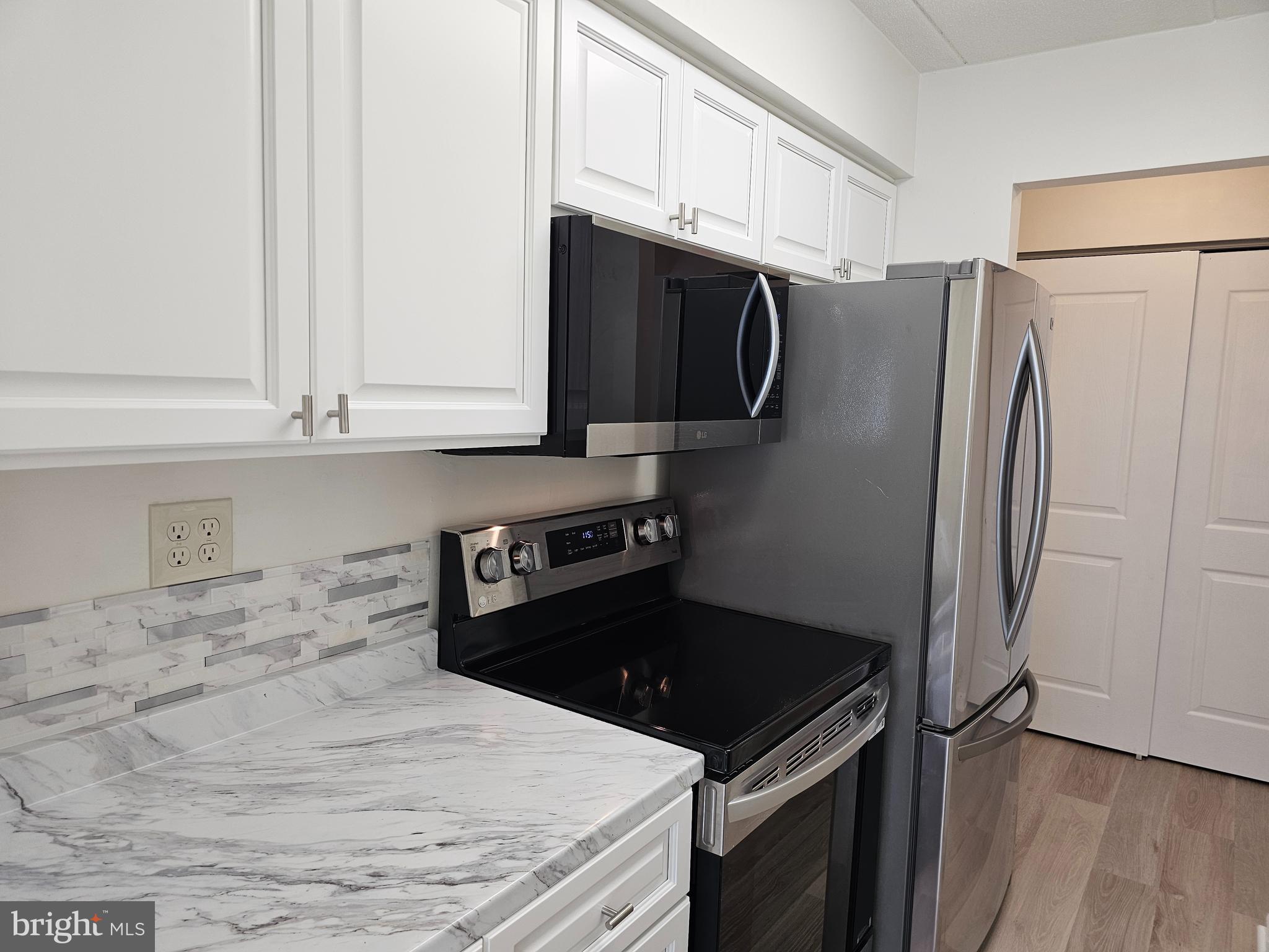 1410 WASHINGTON PLACE 10