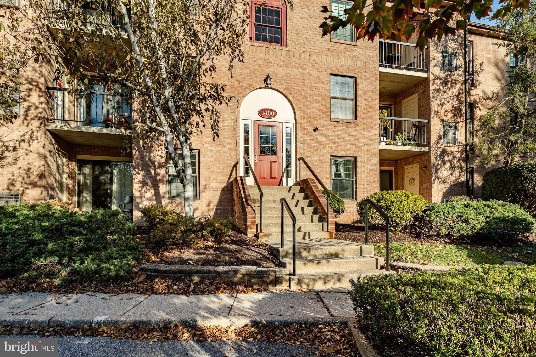 1410 WASHINGTON PLACE 10