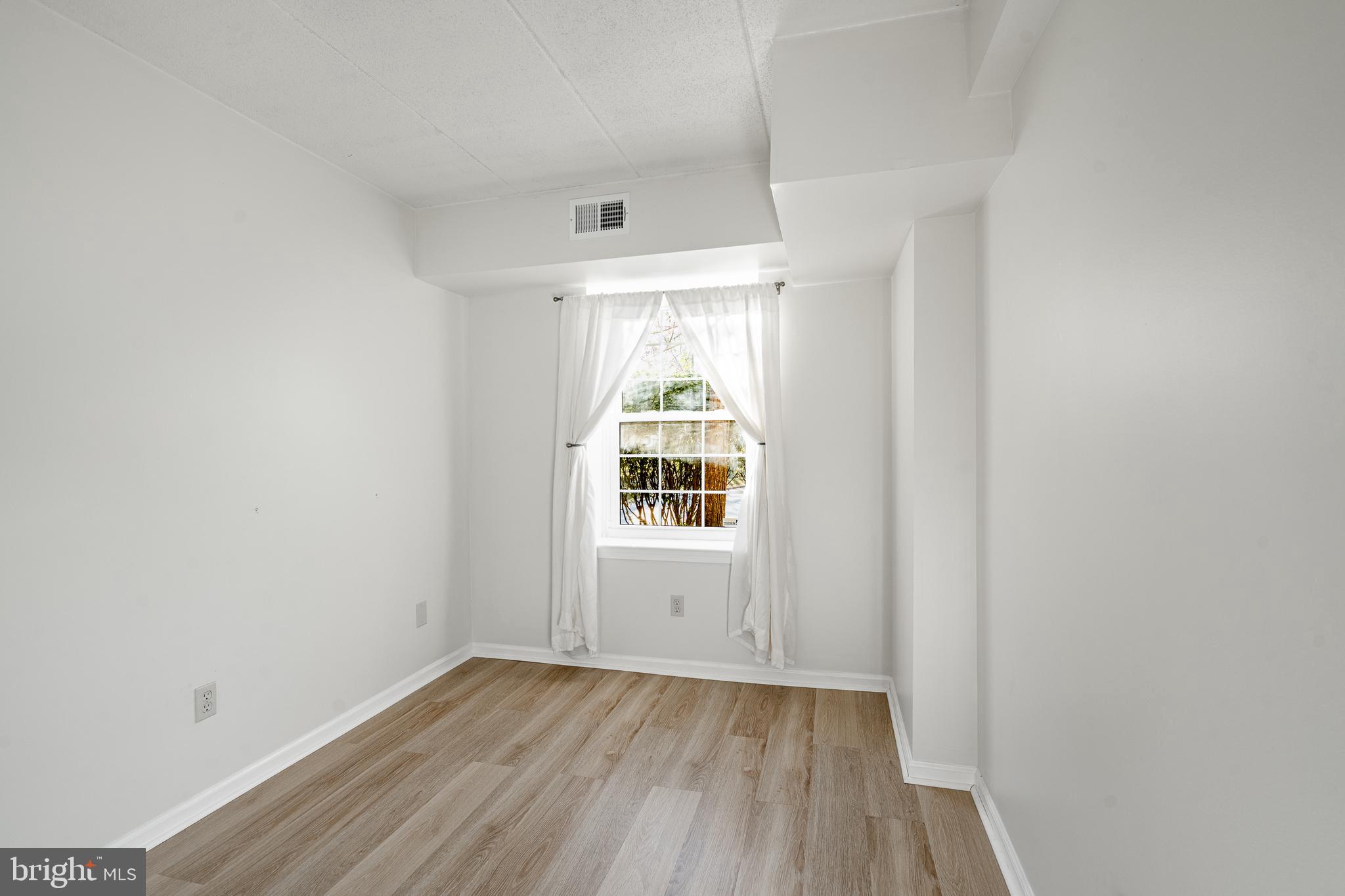 EAGLES RIDGE/CHSTB - Residential