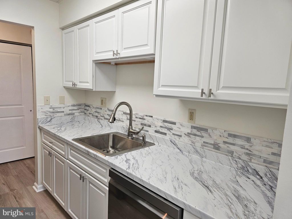 Photo of 1410 Washington Place #10, CHESTERBROOK, PA 19087 (MLS # PACT2111942)