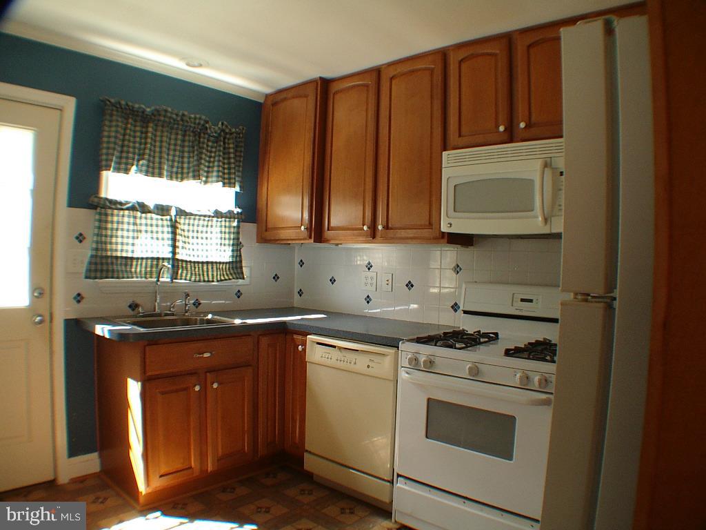 MISTY MEADOWS - Residential