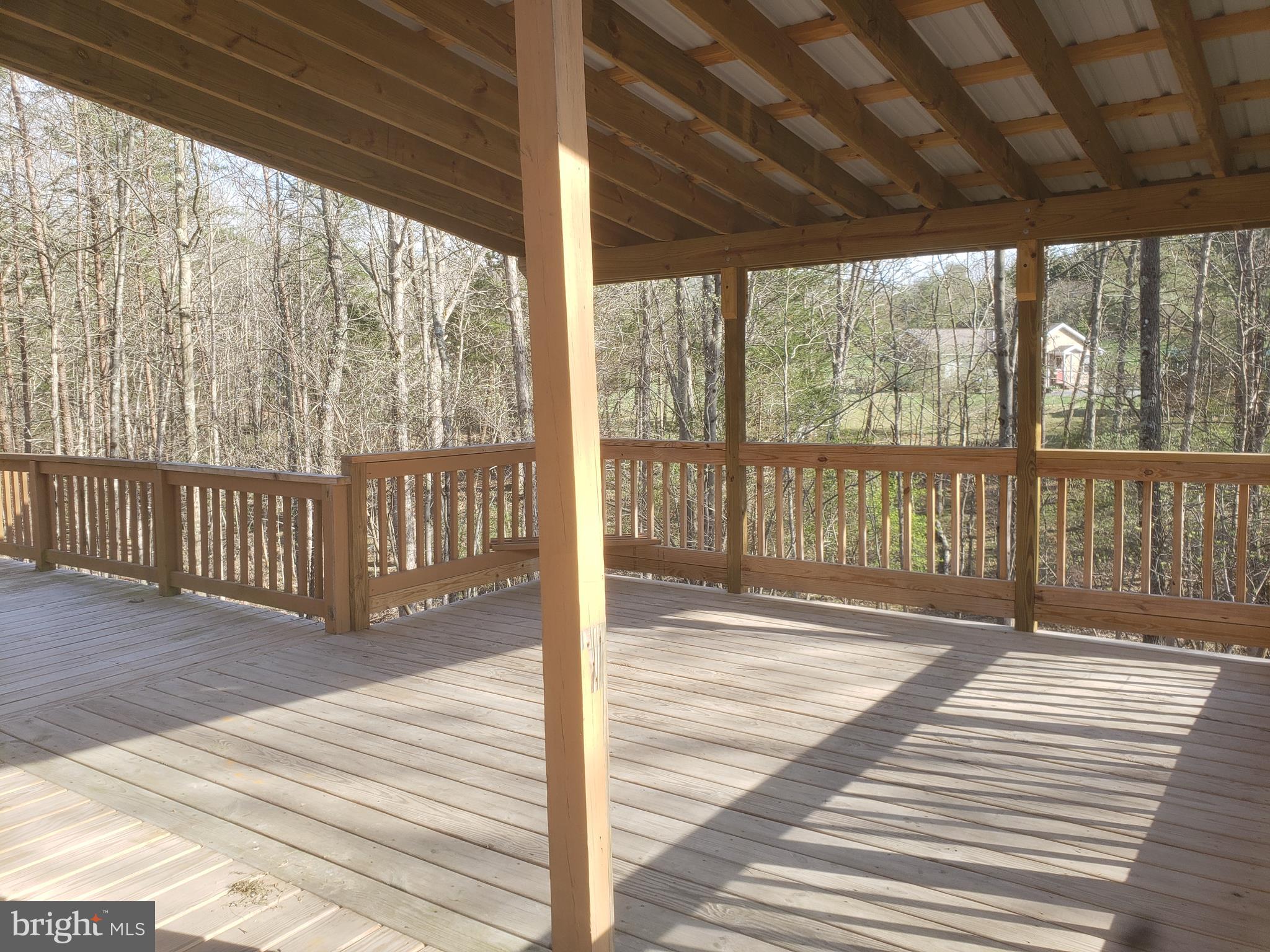 MISTY MEADOWS - Residential