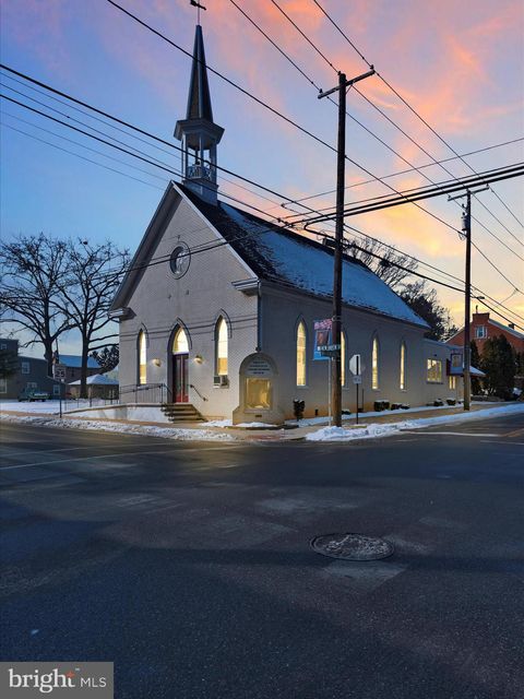 100 NEW HAVEN STREET MOUNT JOY PA 17552