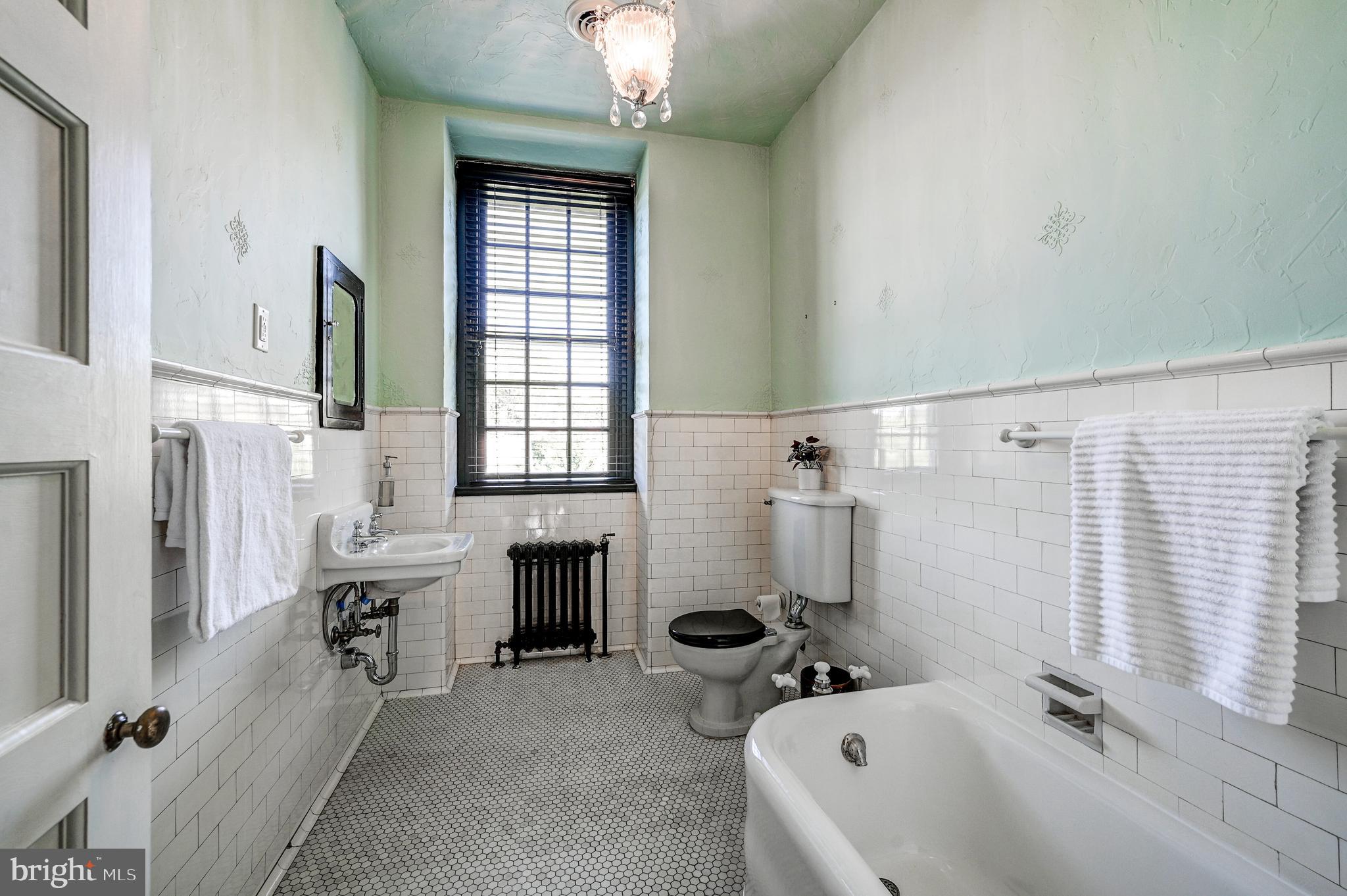 GUILFORD HISTORIC DISTRICT - Residential