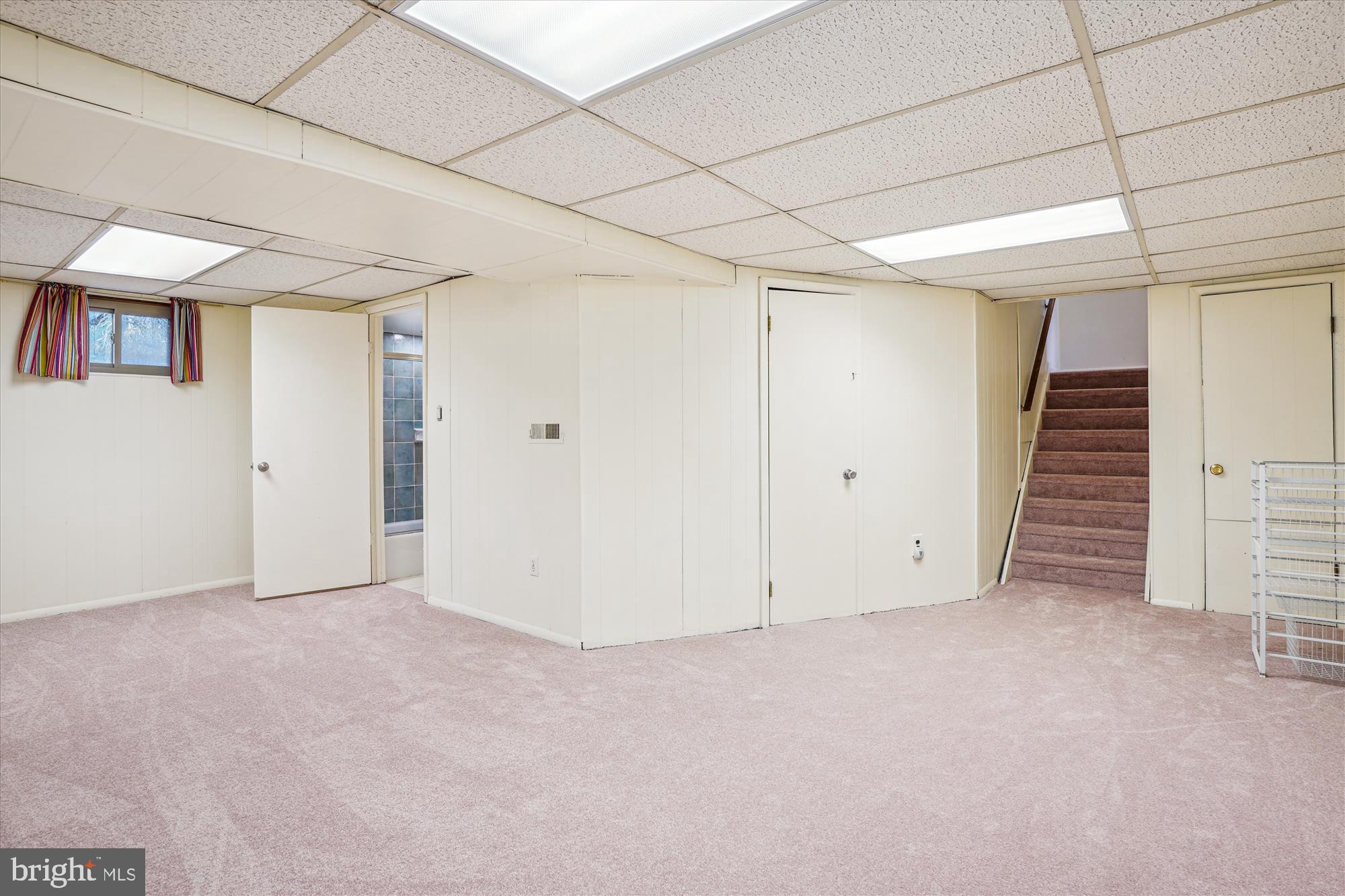 POTOMAC WOODS - Residential Lease