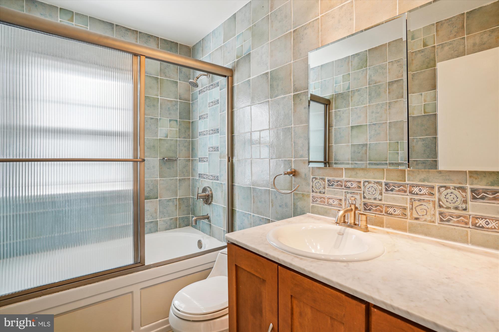 POTOMAC WOODS - Residential Lease