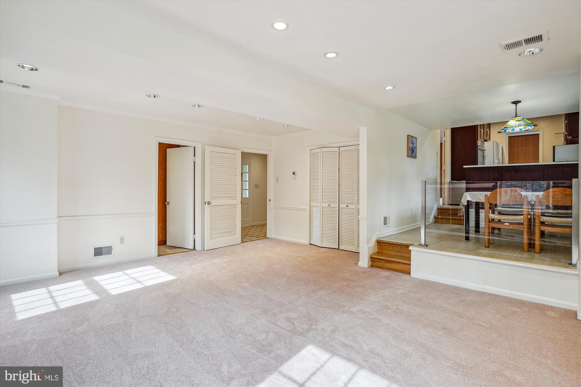 POTOMAC WOODS - Residential Lease