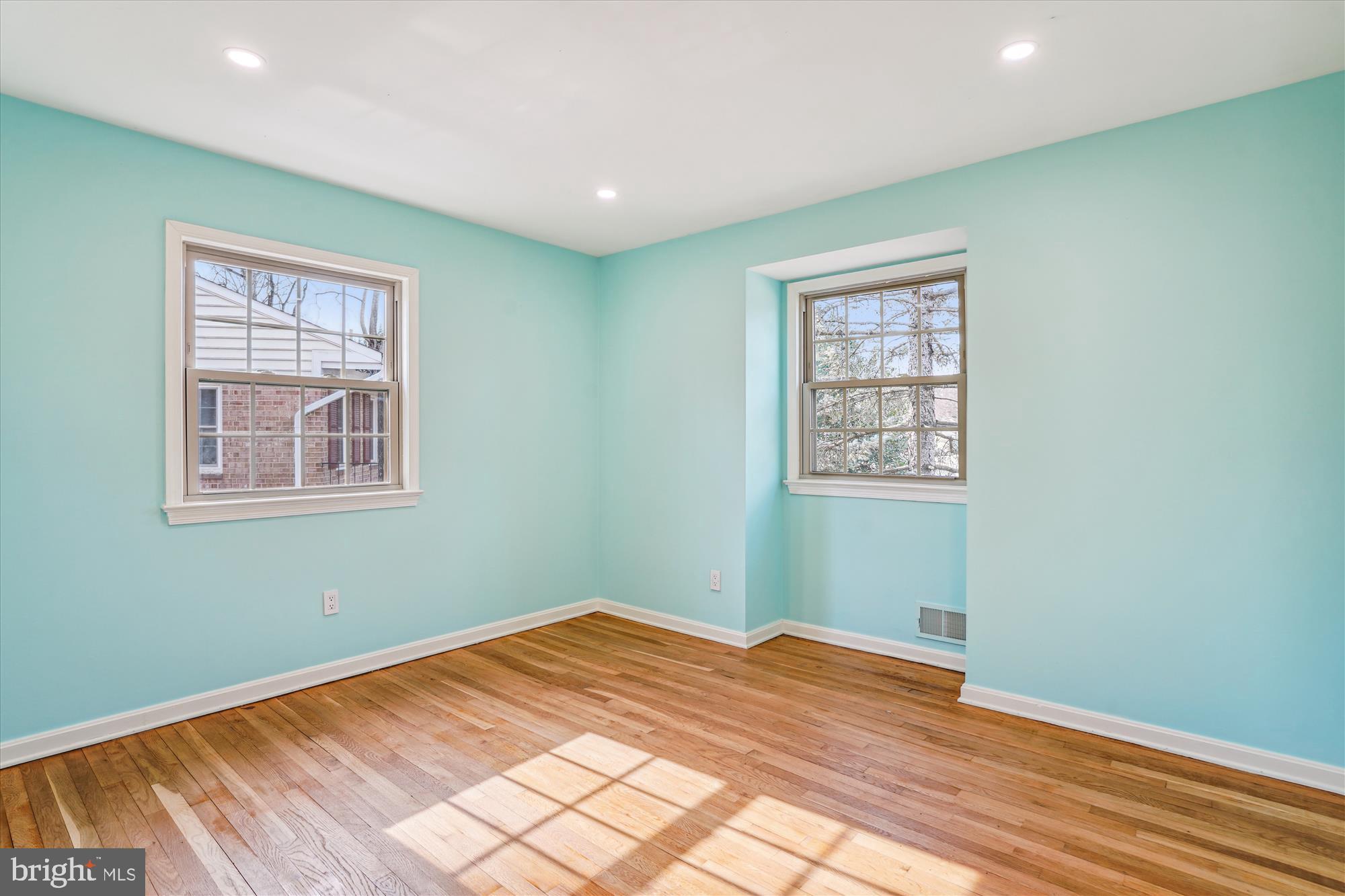 POTOMAC WOODS - Residential Lease