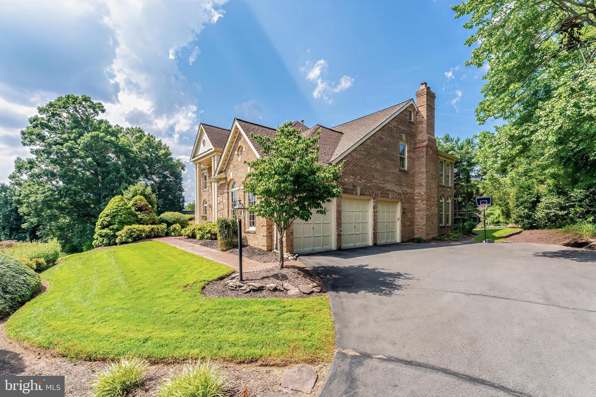 10114 NEDRA DRIVE