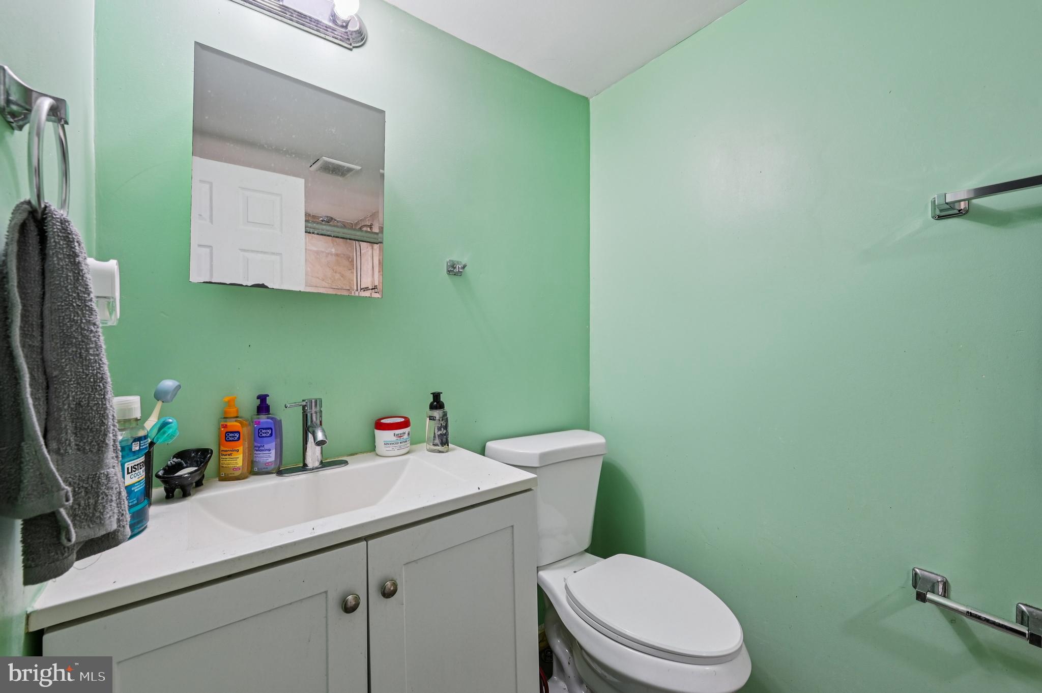 CHASE MANOR - Residential