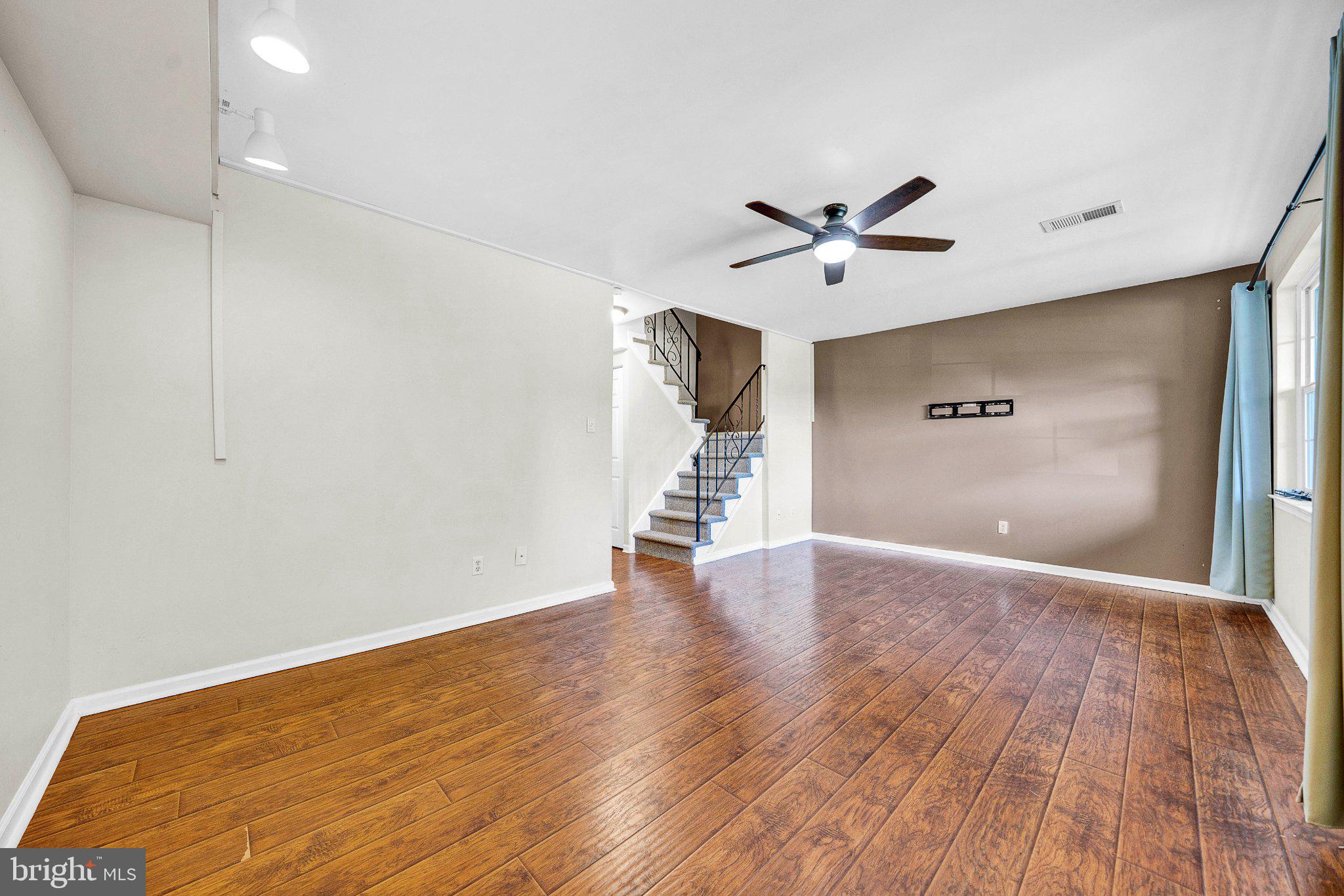 286 JOHNSON LANE
