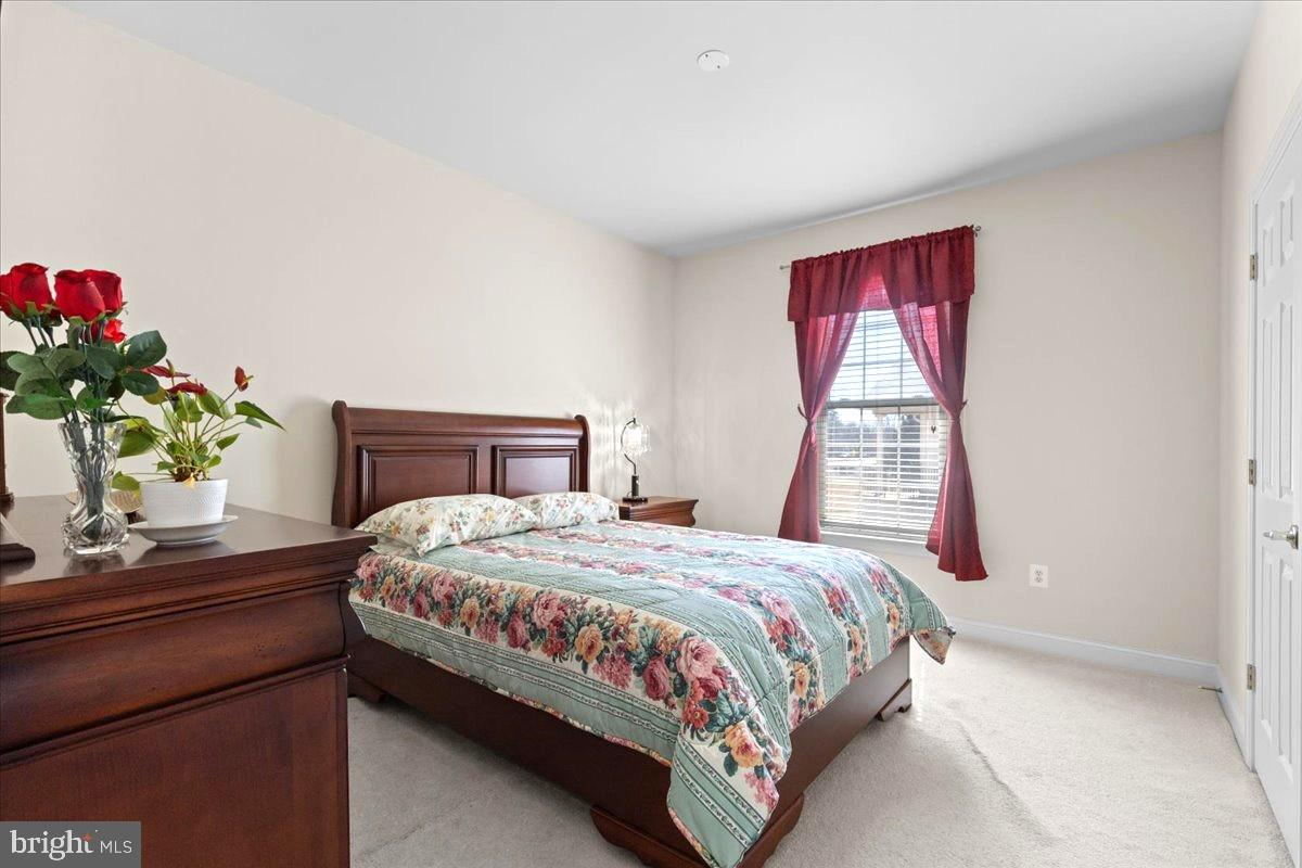 HERITAGE AT ST. CHARLES - Residential