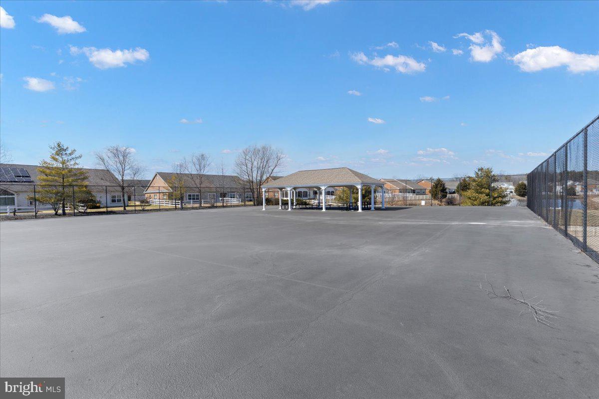 HERITAGE AT ST. CHARLES - Residential