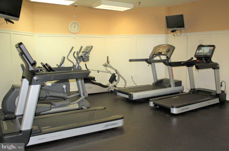 HERITAGE AT ST. CHARLES - Residential