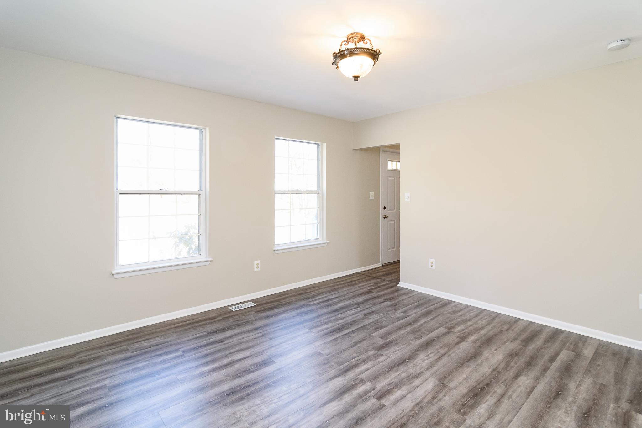 WORTHINGTON - Residential