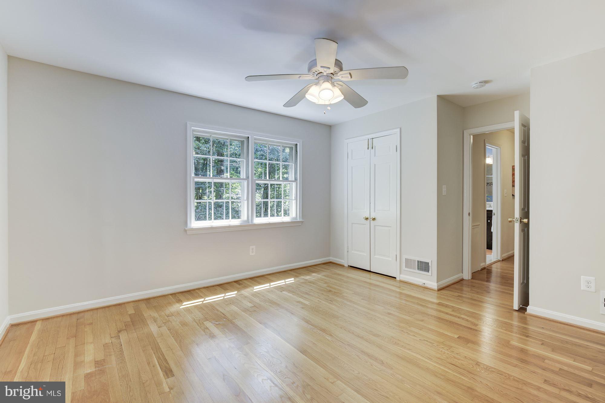 RIVER FALLS - Residential