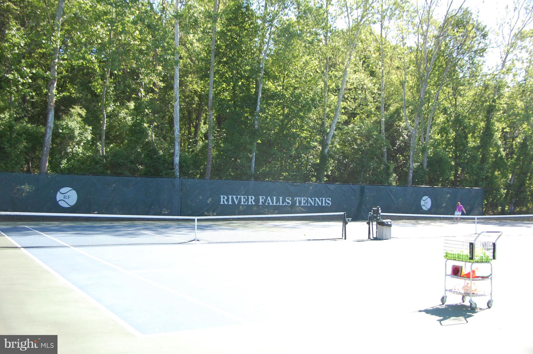 RIVER FALLS - Residential