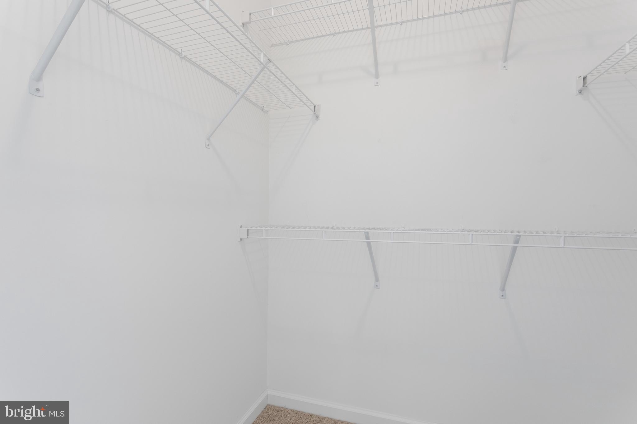 LOFTS AT CREEKSIDE - Residential