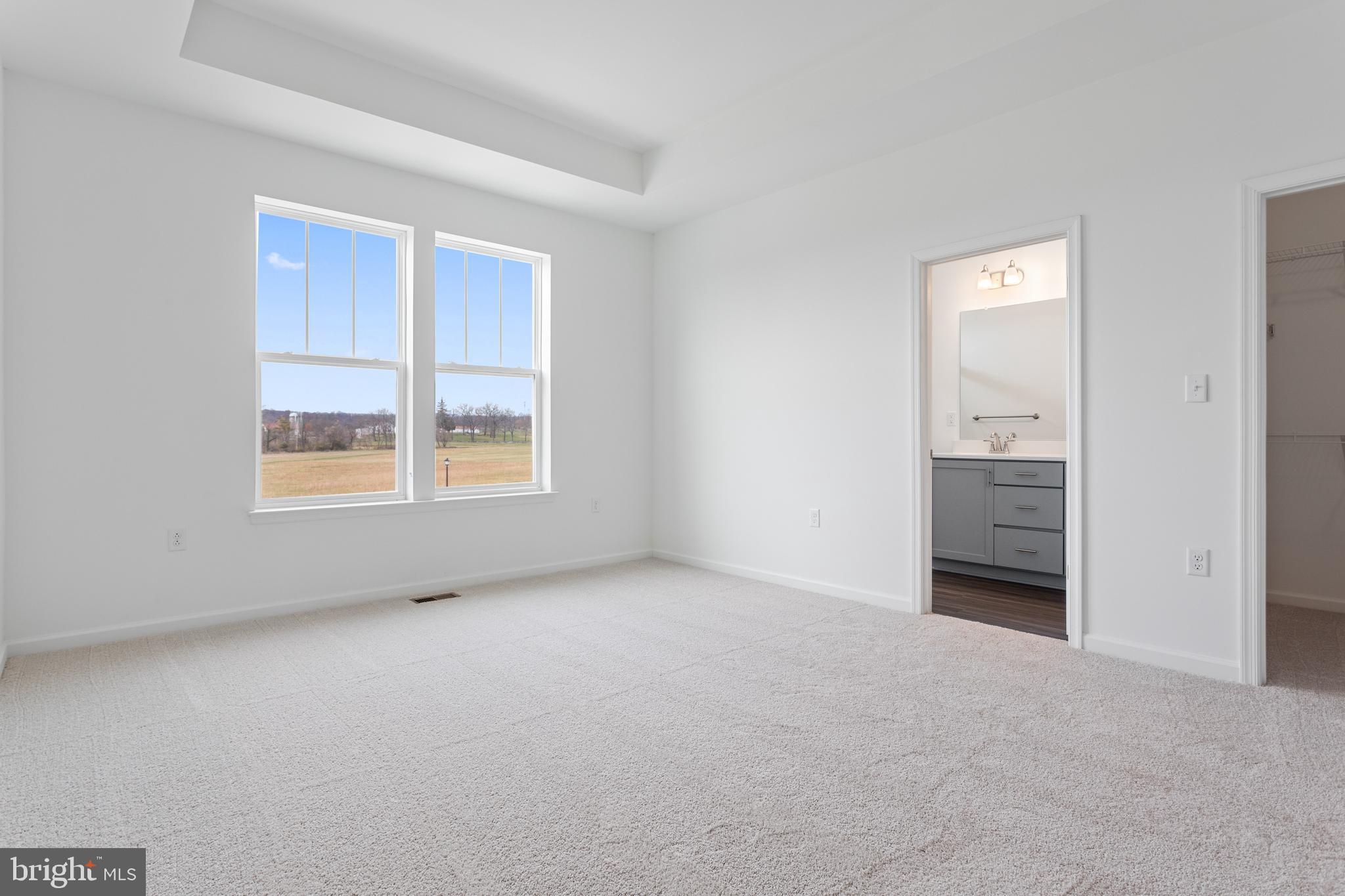 LOFTS AT CREEKSIDE - Residential